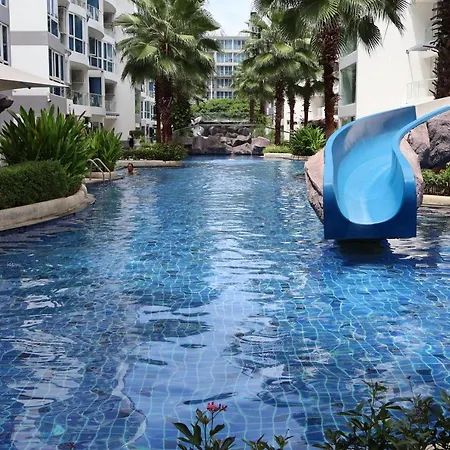 Grand Avenue Condo Soi Boaukow
